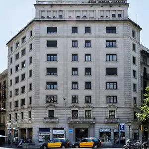 https://fisa-rentals-gran-via-apartments.topbarcelonahotels.com